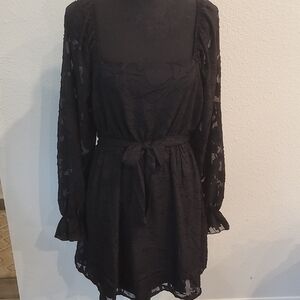 Elegant Black Lace Dress